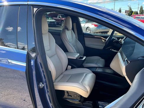 Used 2016 Tesla Model X 90D AWD/4WD image 10