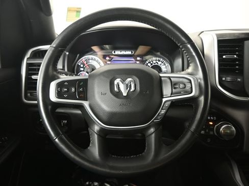 Used 2022 RAM 1500 Big Horn AWD/4WD image 35