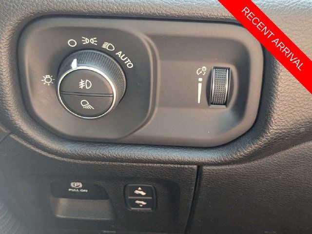 Used 2022 RAM 1500 Big Horn RWD image 27