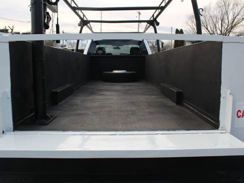 Used 2020 Ford F450 XL w/ Power Equipment Group image 40