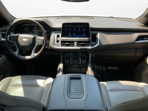 Used 2022 Chevrolet Suburban LT w/ Max Trailering Package AWD/4WD image 10