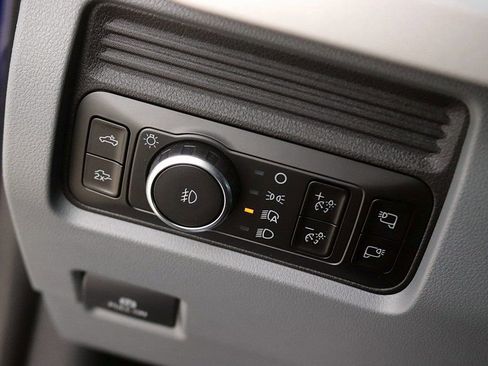 New 2026 Ford F350 XLT w/ XLT Premium Package image 30