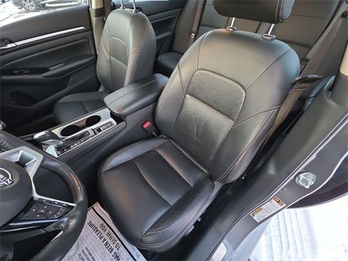 Certified 2025 Nissan Altima 2.5 SL image 11