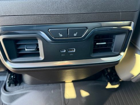 New 2026 Chevrolet Silverado 1500 LTZ AWD/4WD image 20