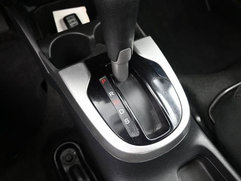 Used 2018 Honda Fit EX image 16