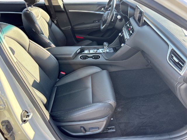 Used 2025 Genesis G70 2.5T AWD/4WD image 25