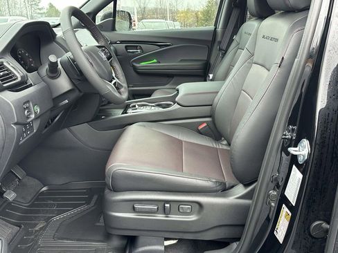New 2026 Honda Ridgeline Black Edition image 4