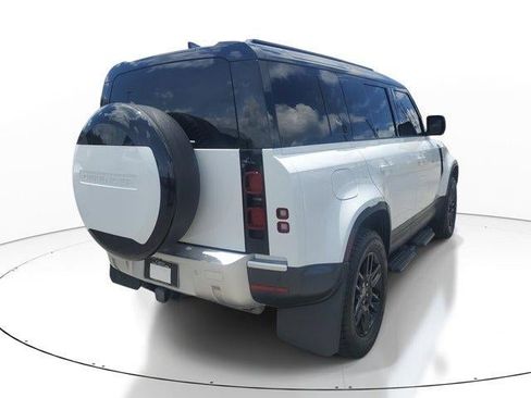 Used 2024 Land Rover Defender 110 S AWD/4WD image 3