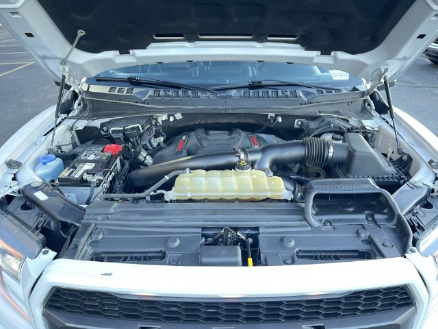 Used 2020 Ford F150 Raptor w/ Equipment Group 802A Luxury AWD/4WD image 30