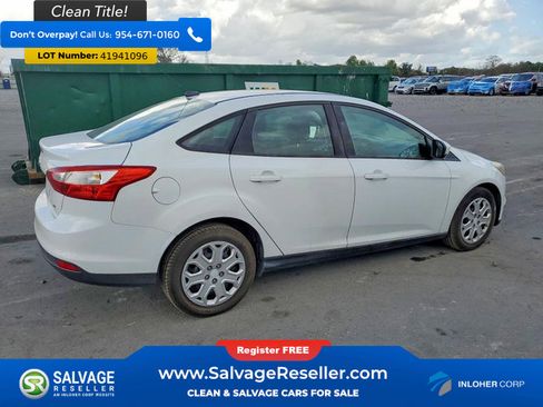 Used 2012 Ford Focus SE image 4