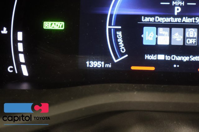 Used 2026 Toyota Camry Hybrid w/ Convenience Package AWD/4WD image 16