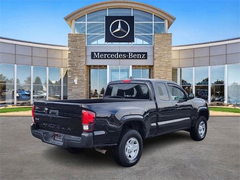 Used 2022 Toyota Tacoma SR image 4