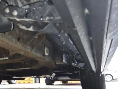 Used 2017 Cadillac Escalade Premium Luxury image 13