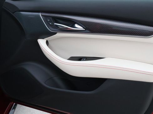 Used 2025 Cadillac CT5 Sport image 17