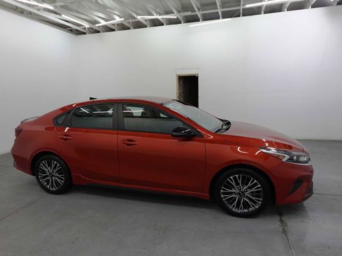Used 2023 Kia Forte GT-Line FWD image 4