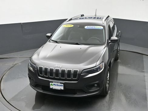 Used 2019 Jeep Cherokee Latitude Plus AWD/4WD image 27