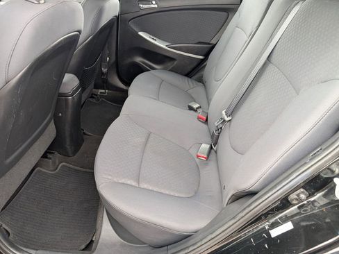 Used 2013 Hyundai Accent SE image 38