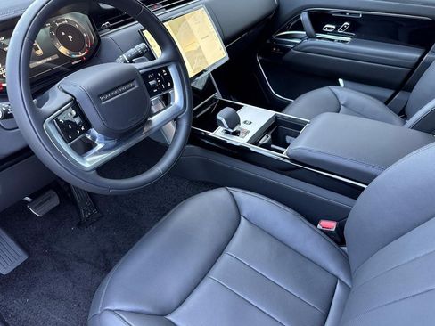 New 2026 Land Rover Range Rover Long Wheelbase SE AWD/4WD image 4