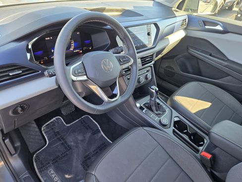 Used 2022 Volkswagen Taos SE AWD/4WD image 10