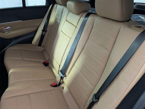 New 2025 Mercedes-Benz GLE 450 4MATIC image 13