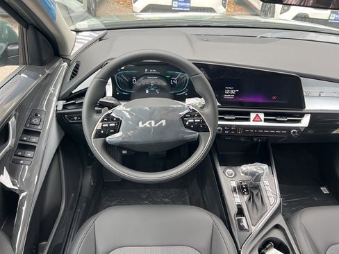 New 2026 Kia Niro EX image 11