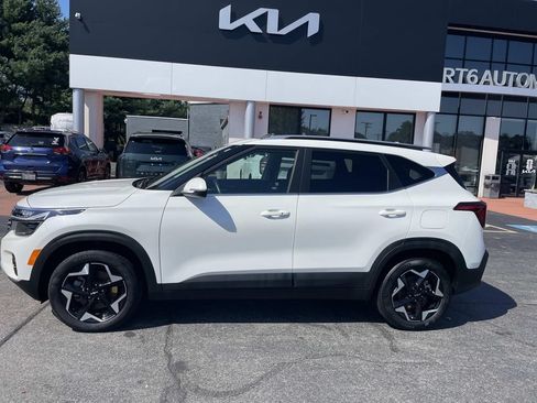 Used 2025 Kia Seltos EX w/ EX Sunroof Package AWD/4WD image 2