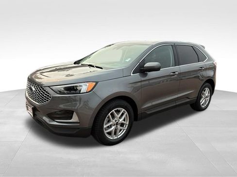 Used 2024 Ford Edge SEL AWD/4WD image 4