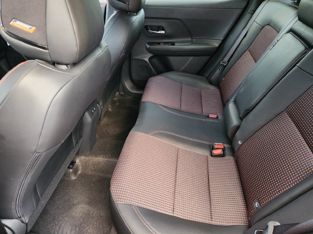Used 2026 Nissan Kicks SR w/ SR Premium Package FWD image 33