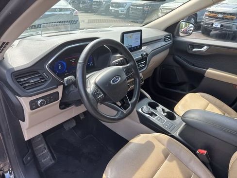 Used 2020 Ford Escape Titanium AWD/4WD image 10