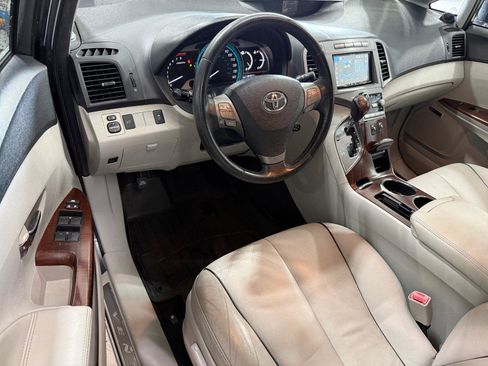Used 2009 Toyota Venza AWD w/ Comfort Pkg image 15