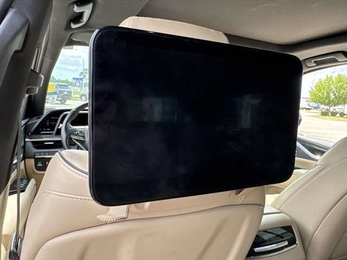 Used 2021 Cadillac Escalade Premium Luxury w/ Driver Assist Tech Package RWD image 17