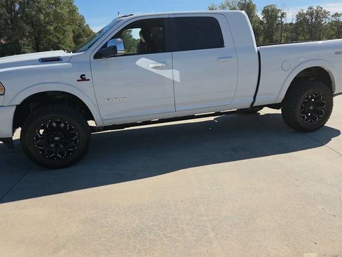 Used 2022 RAM 2500 Laramie image 4