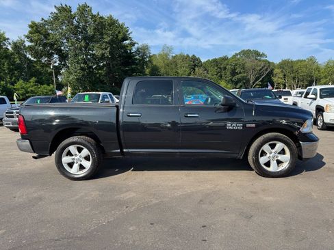 Used 2018 RAM 1500 Classic SLT AWD/4WD image 6