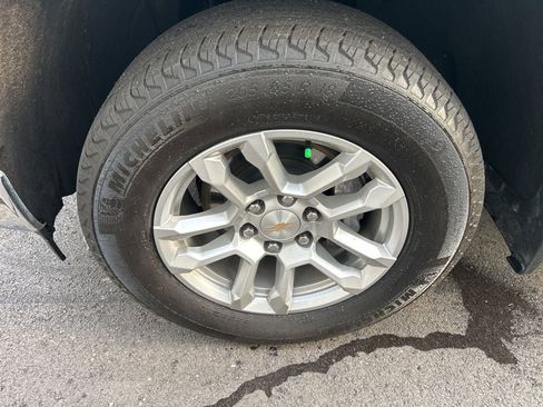 Used 2024 Chevrolet Silverado 1500 LT image 23