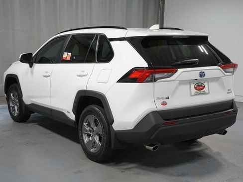 Certified 2024 Toyota RAV4 XLE w/ Convenience Package AWD/4WD image 6