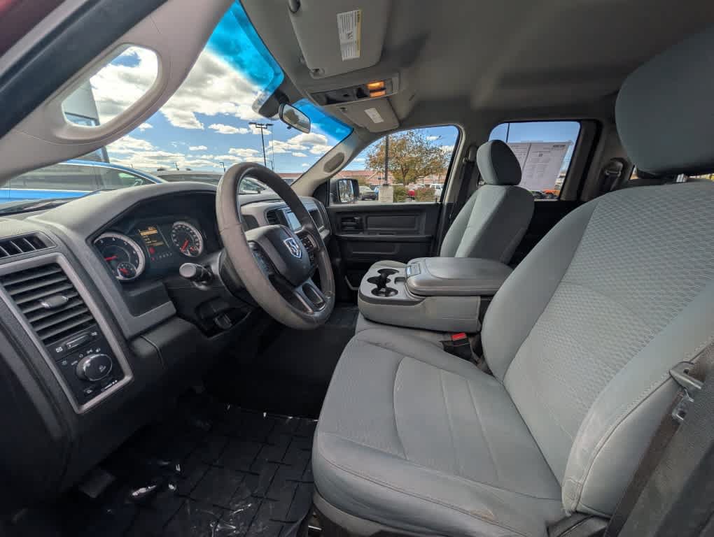 Used 2019 RAM 1500 Express AWD/4WD image 30