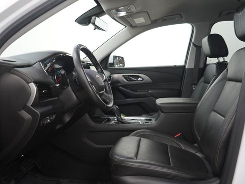 Used 2018 Chevrolet Traverse LT AWD/4WD image 24