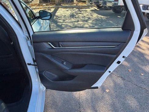 Used 2022 Honda Accord Sport image 26