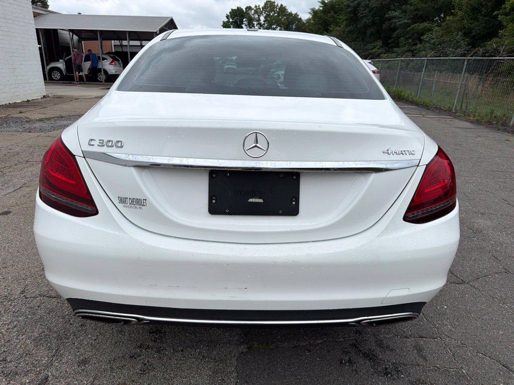 Used 2019 Mercedes-Benz C 300 4MATIC Sedan image 3