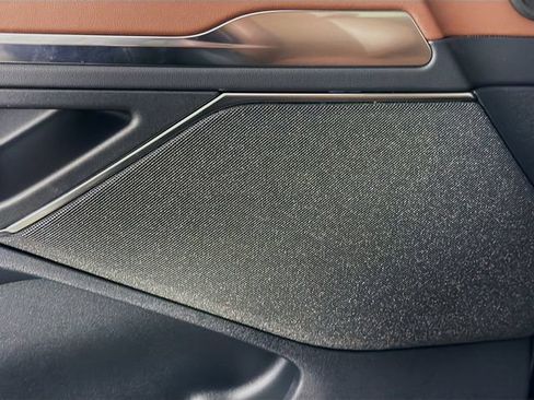 New 2026 Lincoln Navigator Reserve AWD/4WD image 19