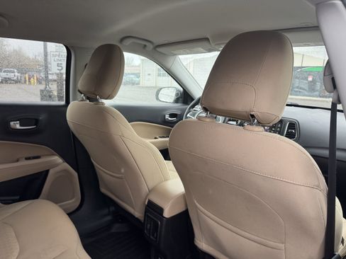 Used 2018 Jeep Compass Sport image 17