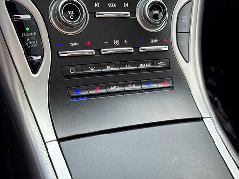 Used 2019 Lincoln Nautilus Reserve w/ Driver Assistance Package image 24