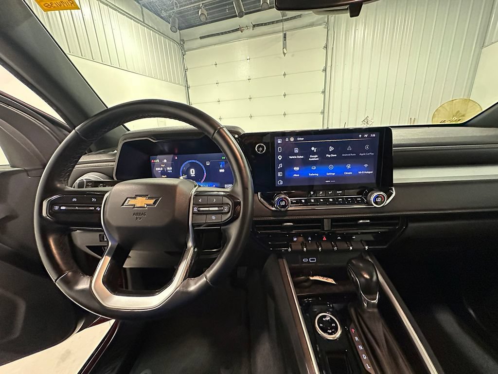 Used 2024 Chevrolet Colorado LT w/ LT Convenience Package AWD/4WD image 37