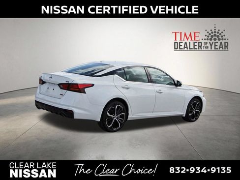 Certified 2025 Nissan Altima 2.5 SR w/ SR Premium Package AWD/4WD image 8