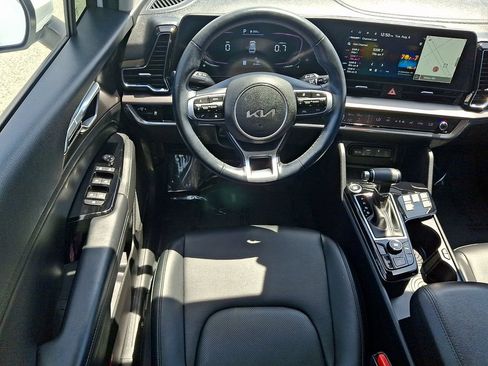 Used 2023 Kia Sportage EX FWD image 11