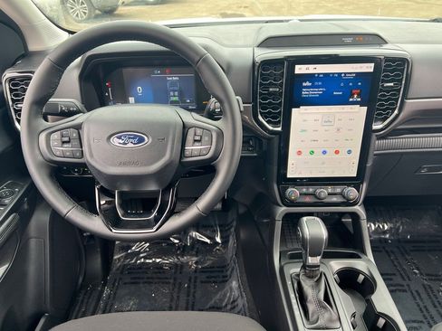 New 2025 Ford Ranger XLT image 9