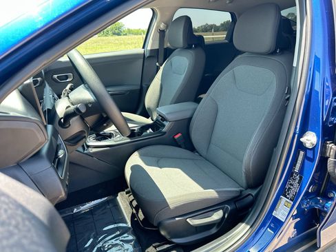 Used 2025 Kia K4 FWD image 11