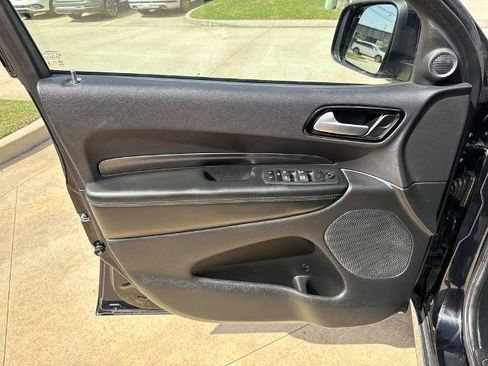 Used 2023 Dodge Durango SXT Launch Edition image 22