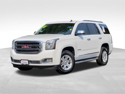 Used 2015 GMC Yukon SLT w/ HD Trailering Package AWD/4WD image 3