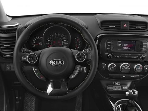Used 2014 Kia Soul + image 9
